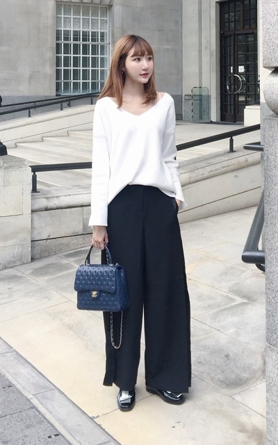 Outfit for exhibitions
