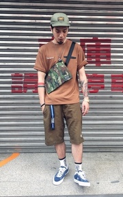 大地色