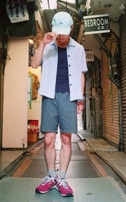輕飄飄的藍