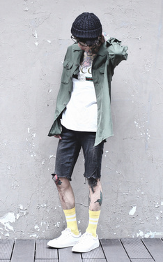 LOOK 9