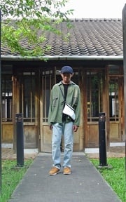 緩緩飄落的楓葉像思念