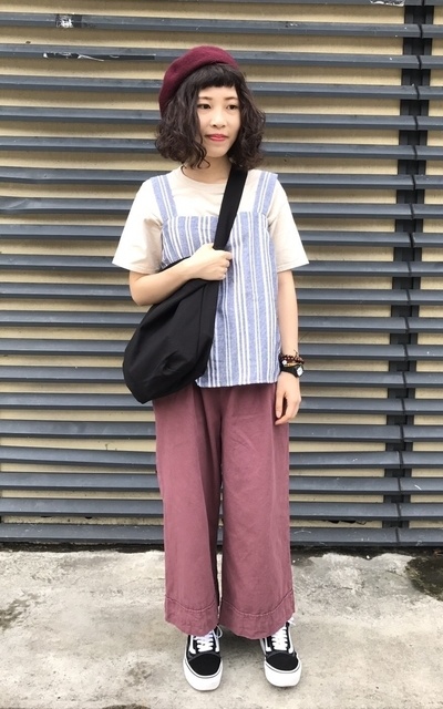 她 she