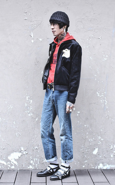 LOOK 49