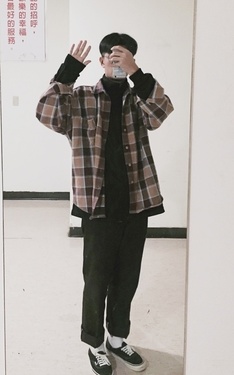 幸運色是咖啡色嘿嘿