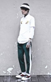 LOOK 53