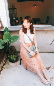 La Fête de Fleurs：小花繡線紗裙