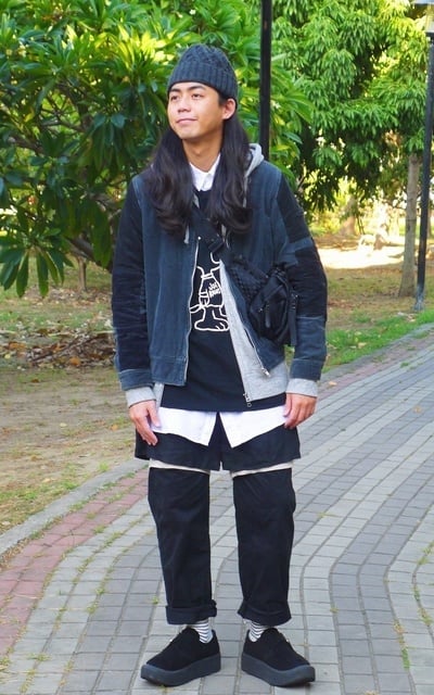 uniqlo X Kaws