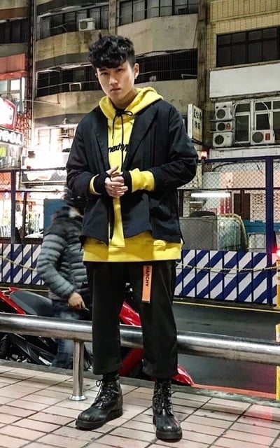 正裝街頭混搭感