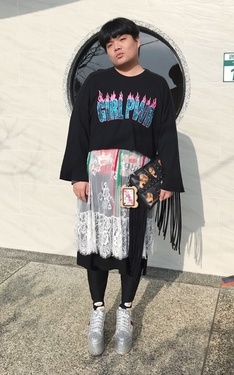 FAT in 隔壁鄰居家門前