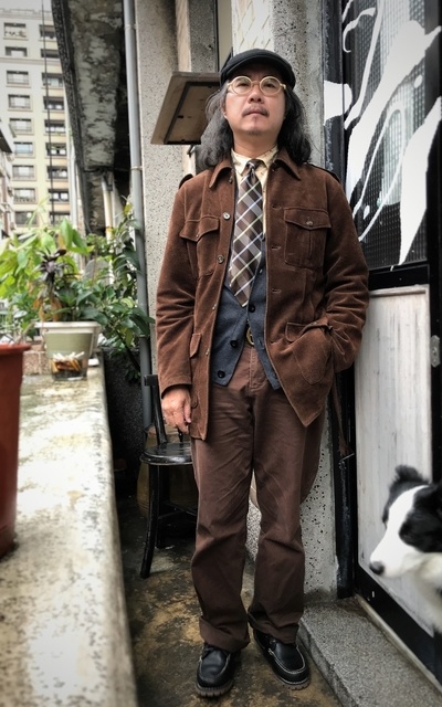 穿搭主题:日常,大叔无聊看下雨