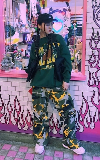偽嘻哈仔之根本不是  迷彩褲 X 空頂帽