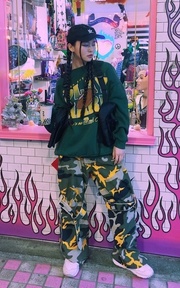 偽嘻哈仔之根本不是  迷彩褲 X 空頂帽