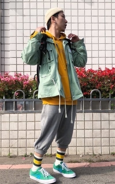 路 邊 的 野 花