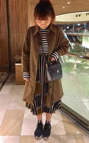 沒有任何素面衣服的一天