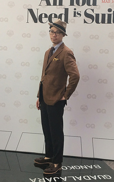 棕色不成套西服
