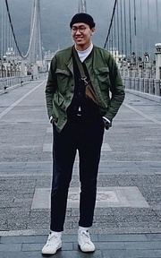 開懷笑