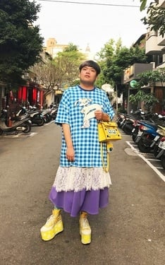 藍紫再帶點黃の胖子