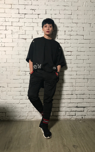 black black black