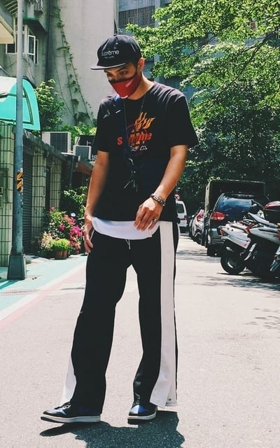 六月好熱