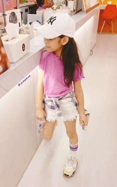 時尚穿搭：粉紫色運動風