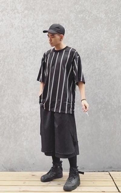 黑白直紋