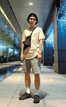 我真的不是只穿內褲
