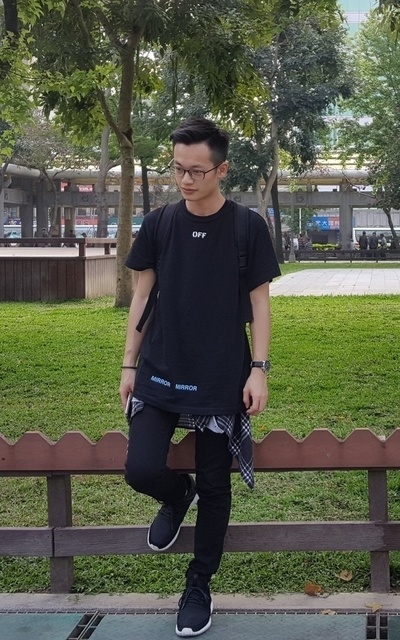 Black&etihW
