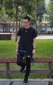 Black&etihW