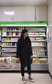 全黑的1970