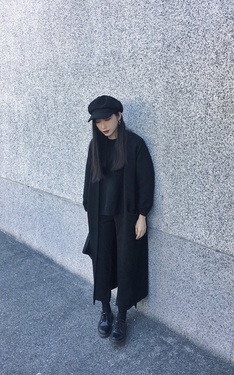 戴帽子好像比較有神秘感