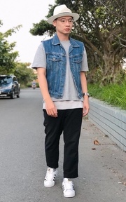 牛仔背心