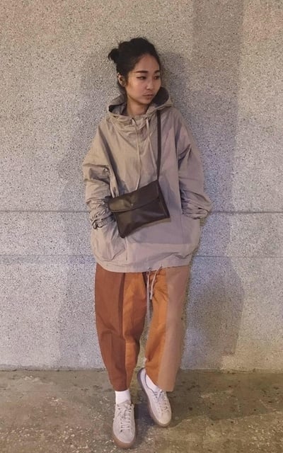 大地色