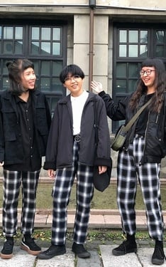 三人行