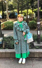 綠色花花草草の胖子