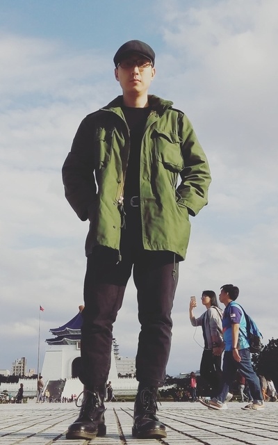 小偷軍裝風格