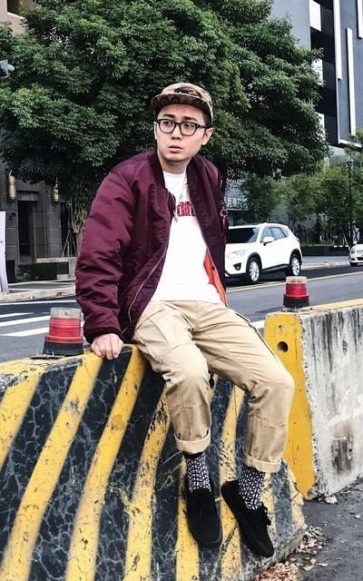 補拍日常：終於入手了Alpha的空軍外套啦 ！ ！ ！
