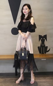 氣質輕熟女