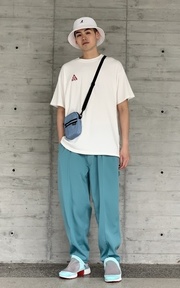 夏天的藍