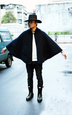 Mr. 斗篷
