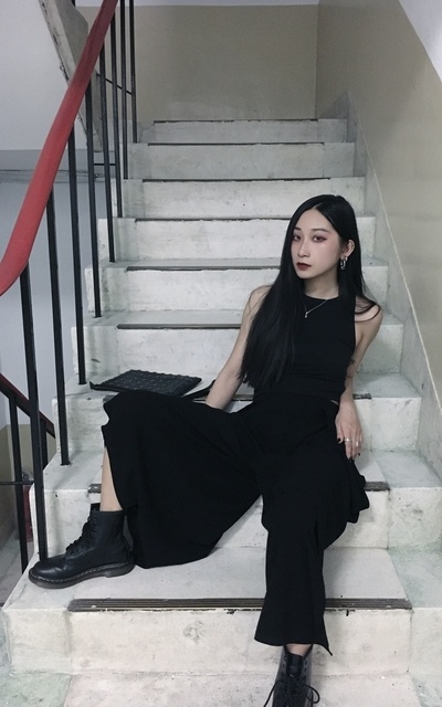 這樓梯有點髒
