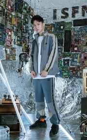 穿好運動服準備 Back to the Future