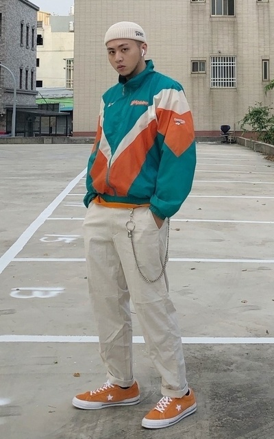 適合夏天的顏色呢