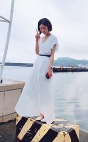全白配藍天，夏天要來了～