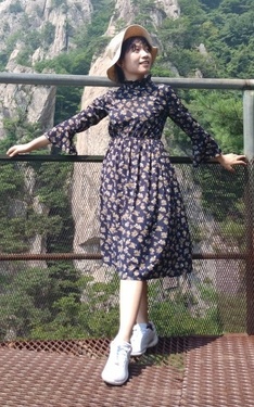 爬山也要美拍啊