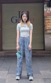 ????