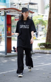 日常黑色 ? 