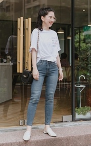 H:CONNECT  T-SHIRT的穿搭