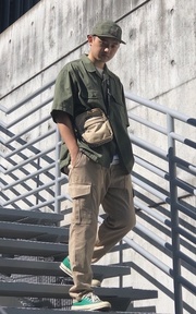 軍綠 x 卡其