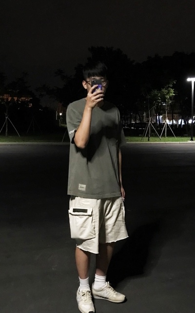 8/25