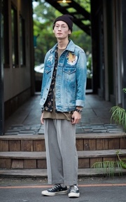 DAILY LOOK